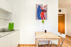 RedHouse Studio Apartment