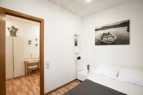 RedHouse Studio Apartment