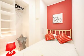 RedHouse Studio Apartment