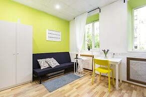RedHouse Studio Apartment