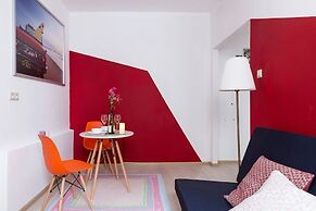 RedHouse Studio Apartment