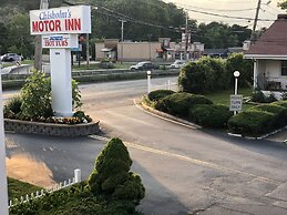 Chisholms Motor Inn