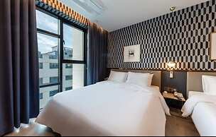 Brown Dot Hotel Deokcheon