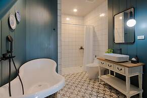 Blu Monkey Boutique Phuket Town