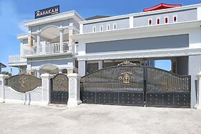 OYO 1326 Mahakam Guest House