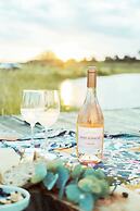 Estancia Anastasio by Folk