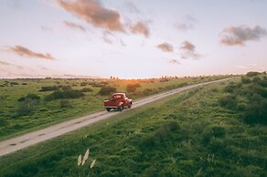 Estancia Anastasio by Folk