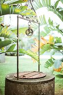 Estancia Anastasio by Folk