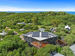 Sandy Point Beach Escape