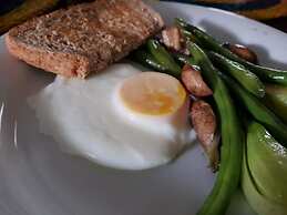 Le Roc Royale - Muyenga Kampala