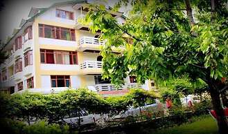 Zarim Hotel Manali
