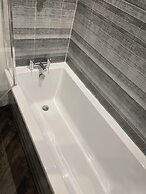 Beach House Courtyard 1 bed