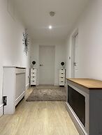 Beach House Courtyard 1 bed