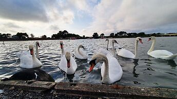 Beach House Courtyard 1 bed
