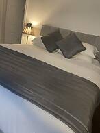 Beach House Courtyard 1 bed