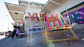 Beach House Courtyard 1 bed