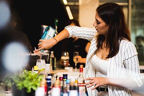 Crystal villas & suites