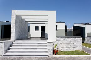 Crystal villas & suites