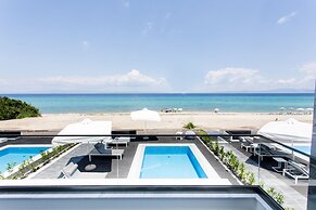 Crystal villas & suites