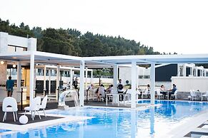 Crystal villas & suites