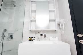 Crystal villas & suites