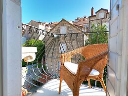 Historic Piazza House & Romantic Garden