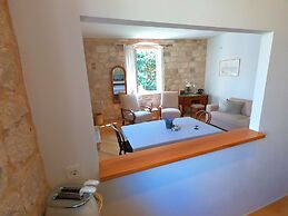 Historic Piazza House & Romantic Garden