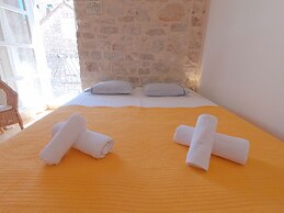 Historic Piazza House & Romantic Garden