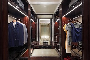 The Ritz-Carlton, Pune