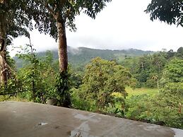 Evergreen Villa - Sinharaja