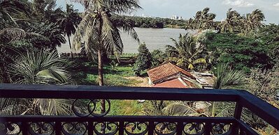 Melow Riverview Apartment