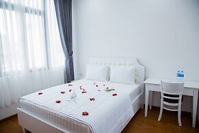 Melow Riverview Apartment