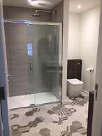 Base Accommodation Dingle