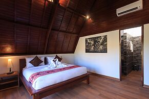 Tanjung Lima Villas Labuan Bajo