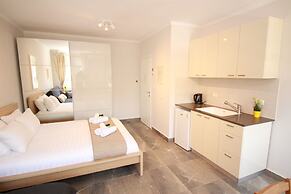 Gabriel Apartments - Stylish Suites - King George ST