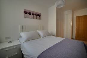 Cs Serviced Apartments