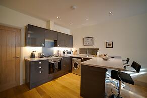Cs Serviced Apartments
