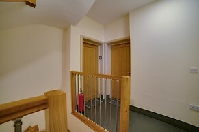 Cs Serviced Apartments