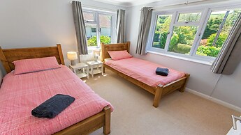 Ladywell Croyde 6 Bedrooms, Sleeps 12, Hot Tub