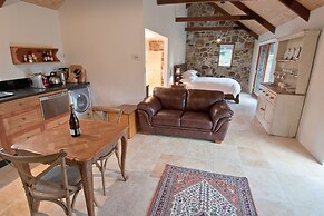 Adventure Bay Retreat