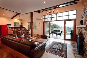 Adventure Bay Retreat