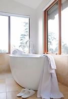 Adventure Bay Retreat