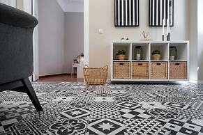 Nemeseos 82m² homm Apartment with Roof Garden and Pool