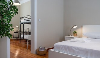 Nemeseos 80m² homm Apartment with Roof Garden and Pool