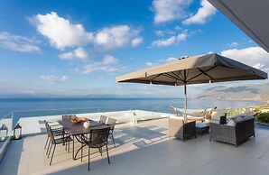 600m² homm Luxury Villa Sea Side Evia 16ppl