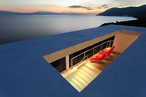 600m² homm Luxury Villa Sea Side Evia 16ppl