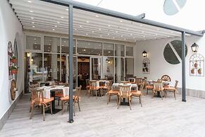 AluaSun Helios Beach – All Inclusive