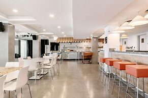 AluaSun Helios Beach – All Inclusive