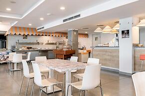 AluaSun Helios Beach – All Inclusive