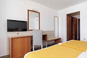 AluaSun Helios Beach – All Inclusive